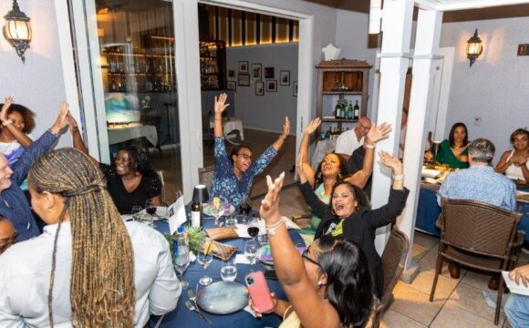 Grant Thornton and Larry Collmus Host Another Successful “Surf & Turf Horse Racing Night” to Raise Funds for the Turks and Caicos Health and Wellness Foundation (TCHWF)